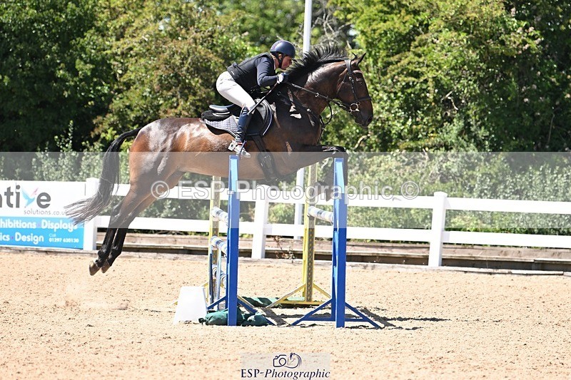 250709-124954-00646 - Cls 4 Snr Newcomers & Snr 1.10m