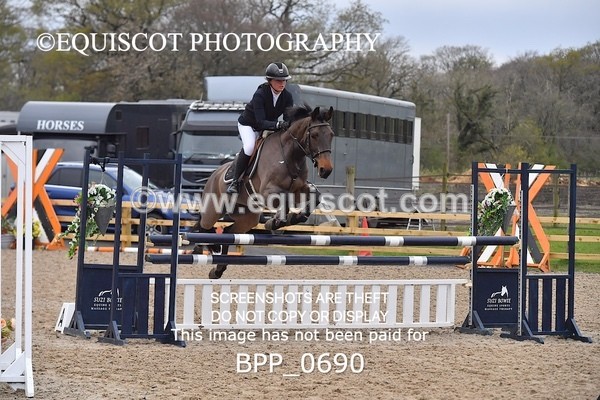 BPP_0690 - CLASS 9 SAT Senior Newcomers/ 1.10m Open