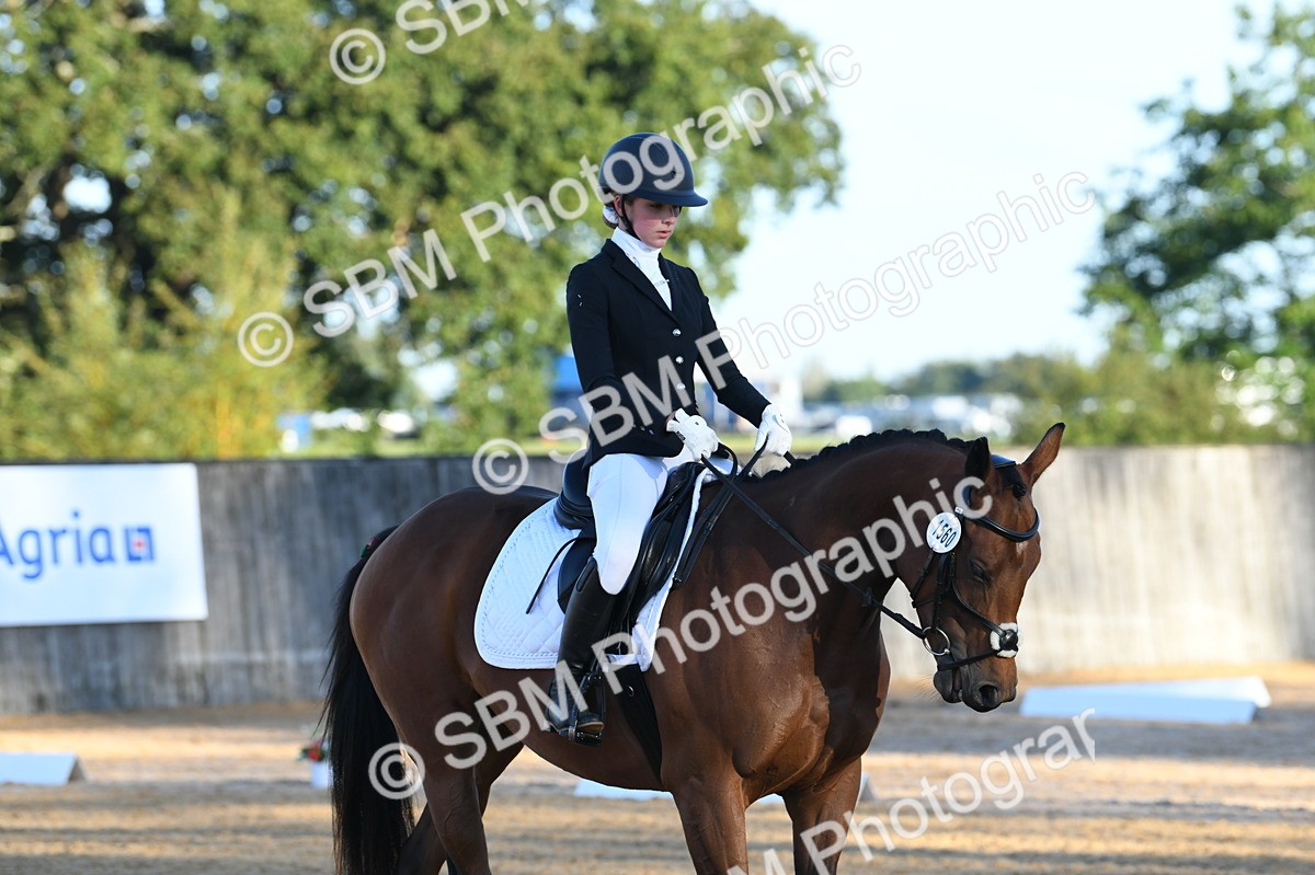 SBM_14244 - D4 - Small Tour Championship - Intro B