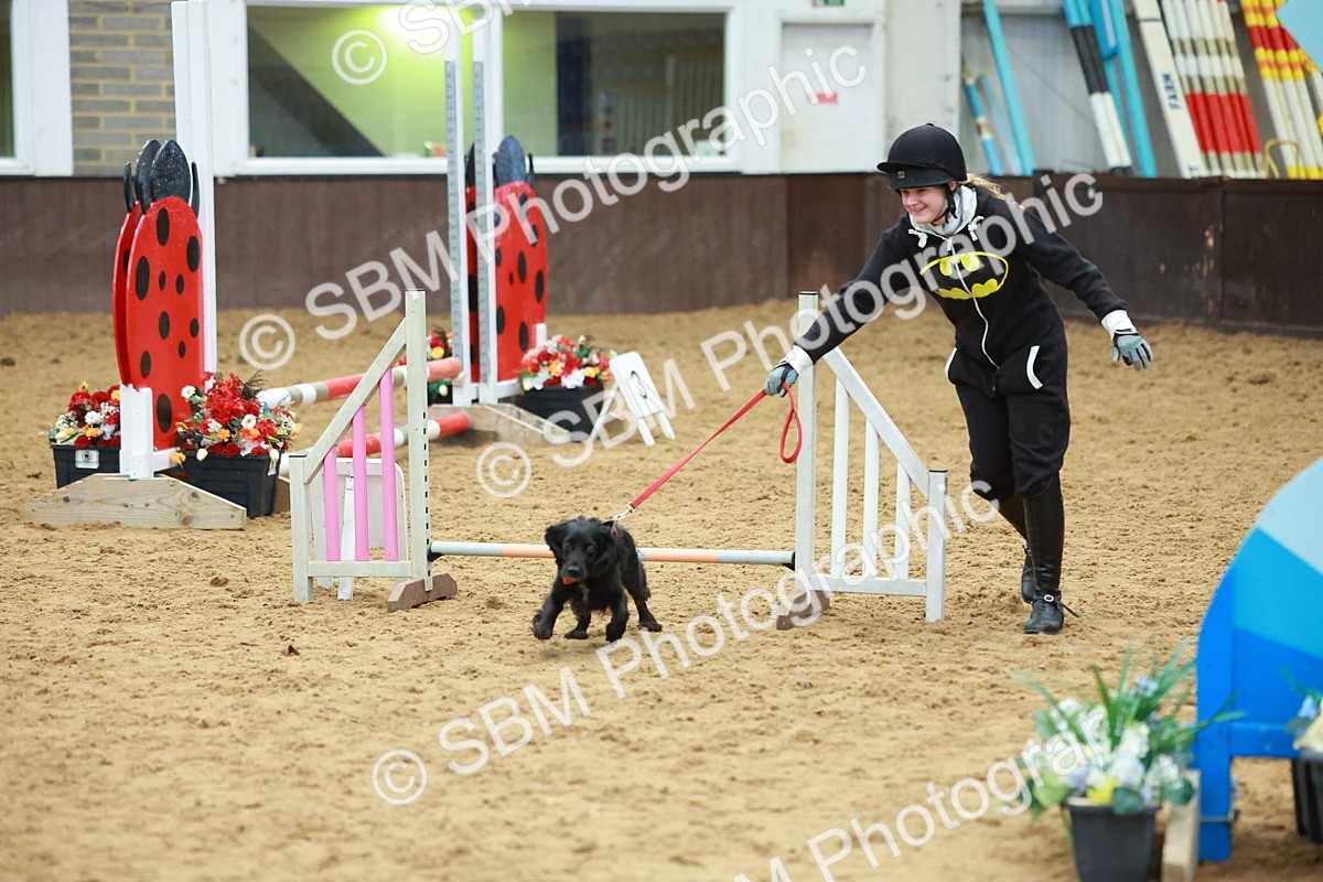 SBM_002474 - Class 3 - Horse & Hound (60cm)