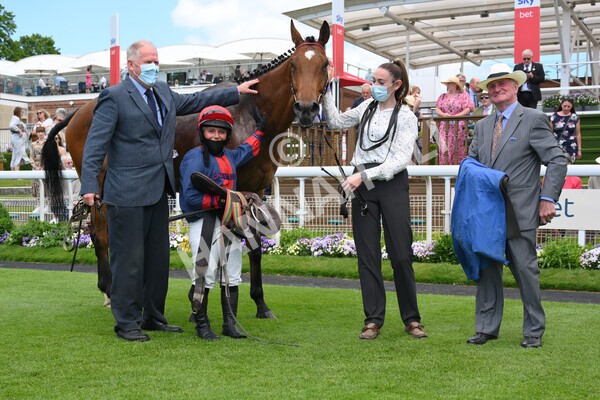 yr12062021r1-43 - Race 1 2.00pm Queen Mother's Cup