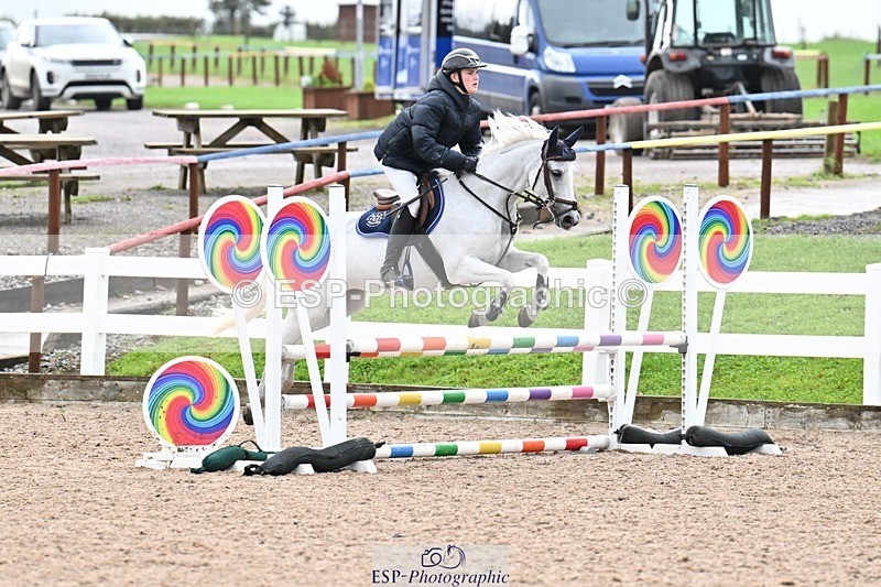 250920-151627-01747 - Cls 32 Stepping Stones