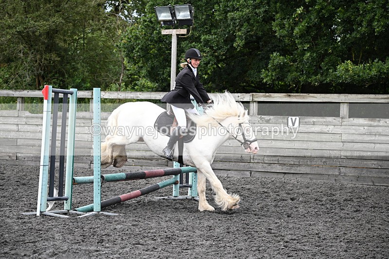 WJ6_0250 - Class 13 Novice 60cm