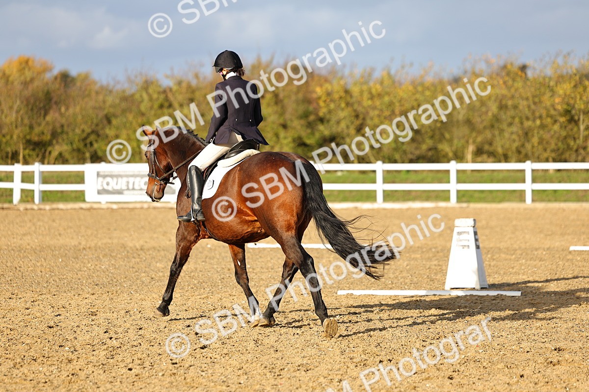 SBM_002688 - Class 8-11 - Novice 1-E1