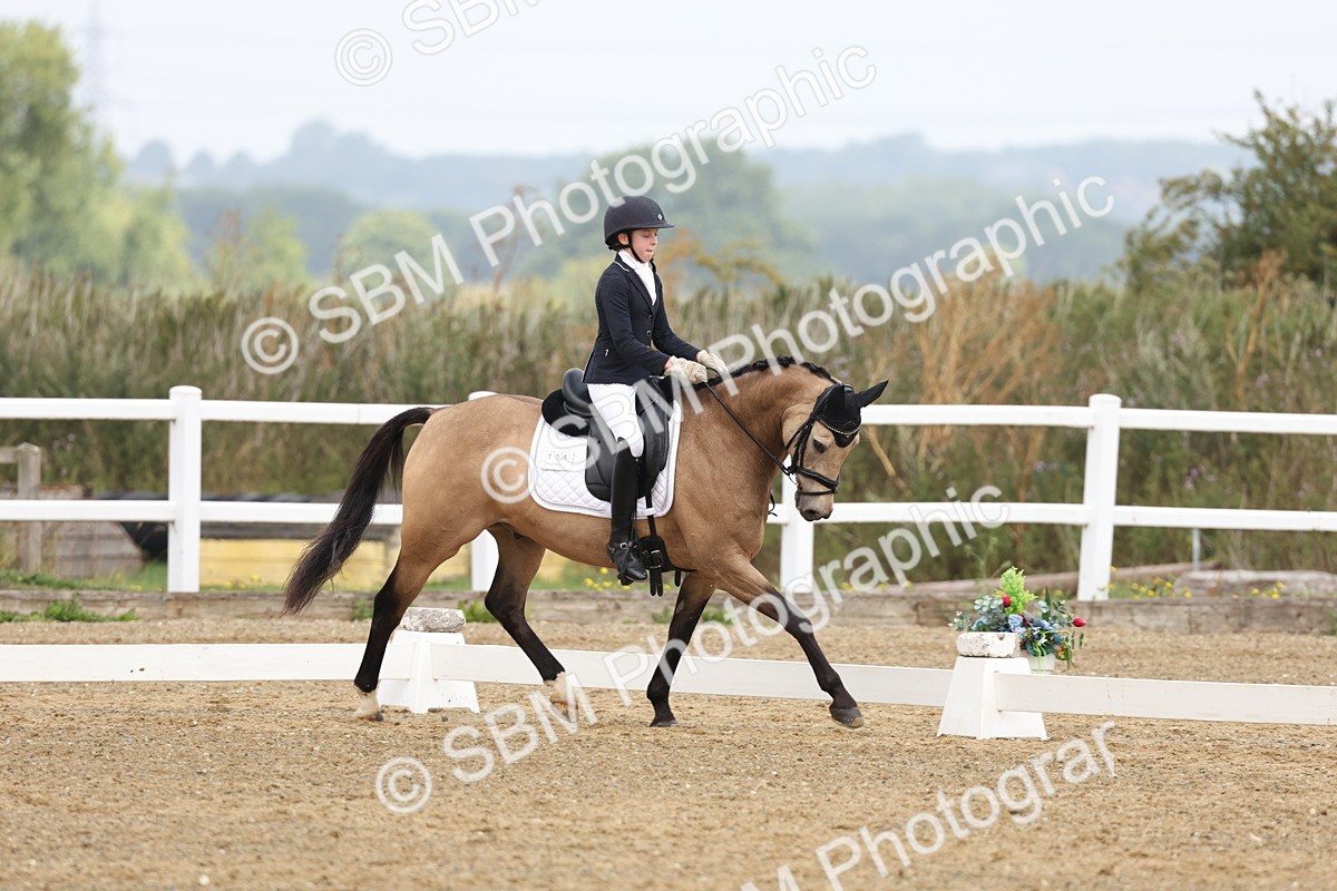 SBM_005790 - Class 6 - Novice 6 - 10.26-11.29