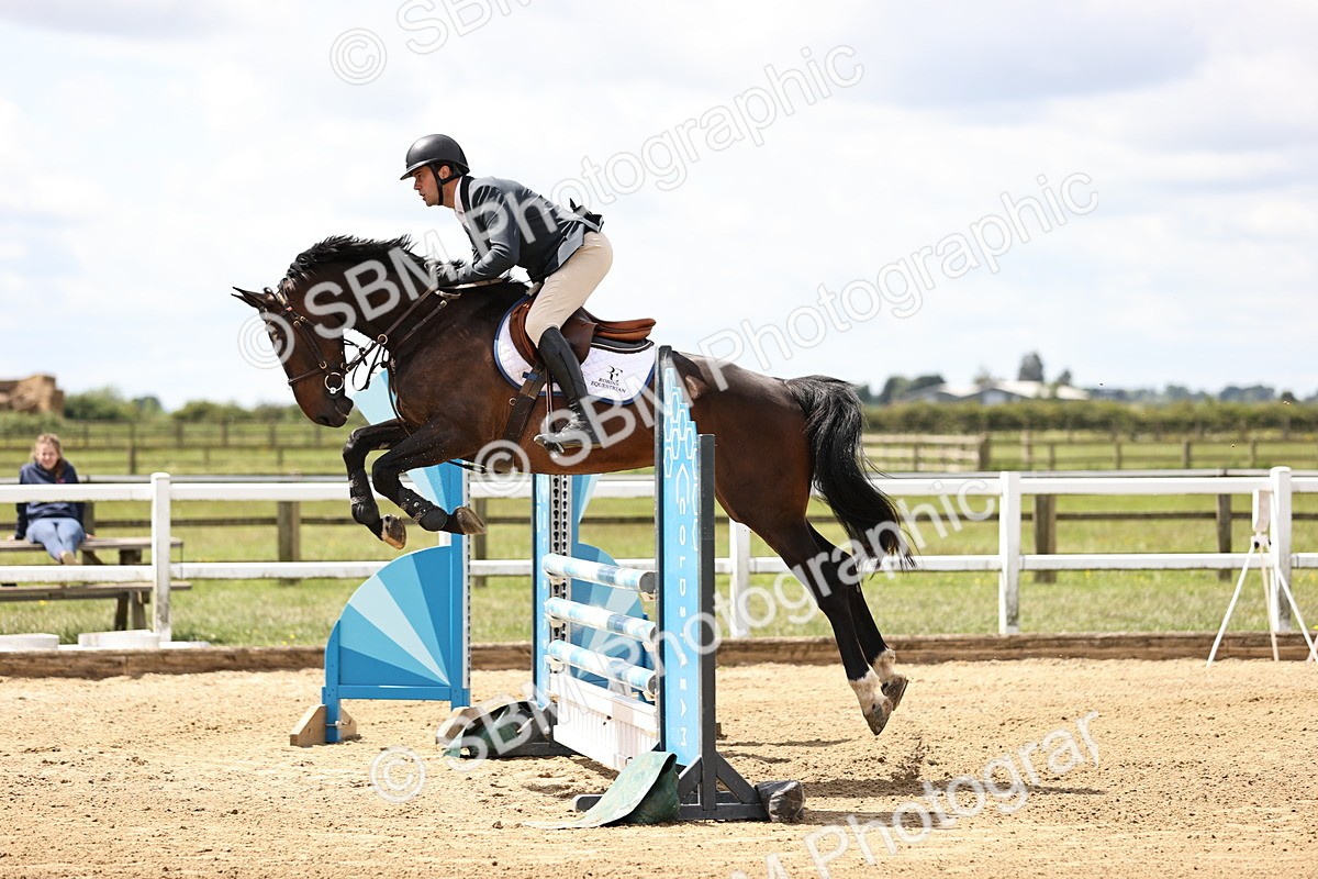 SBM_002414 - Class 10 - Senior Discovery - 1.00m