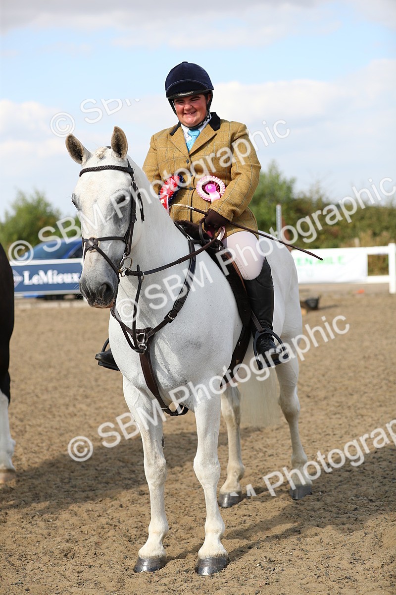 SBM_06926 - Class 49a Style & Performance 80cm (15-19)