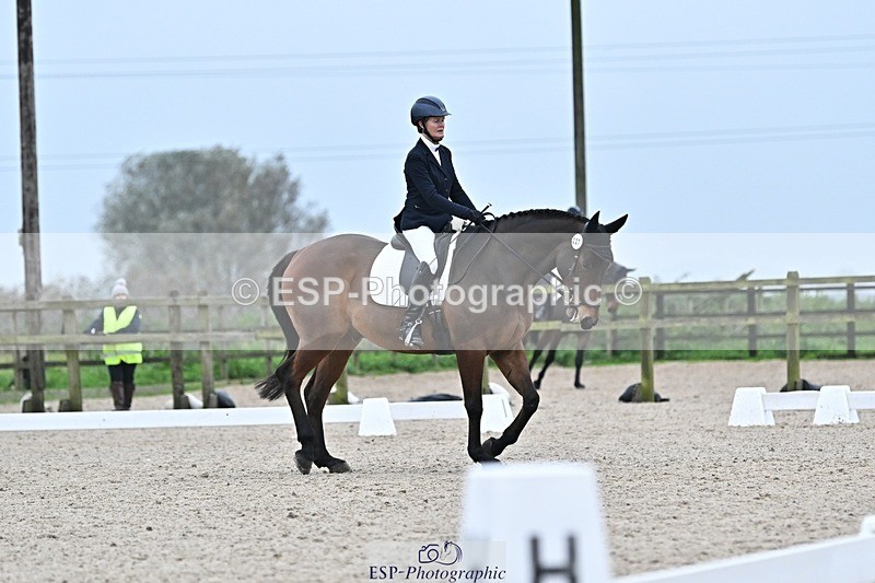 241103-151349-02756 - Novice 1 - 14.44 to 16.08