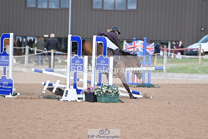 231014A-110315-04291 - Cls 18 Newcomers & 1.10m Open