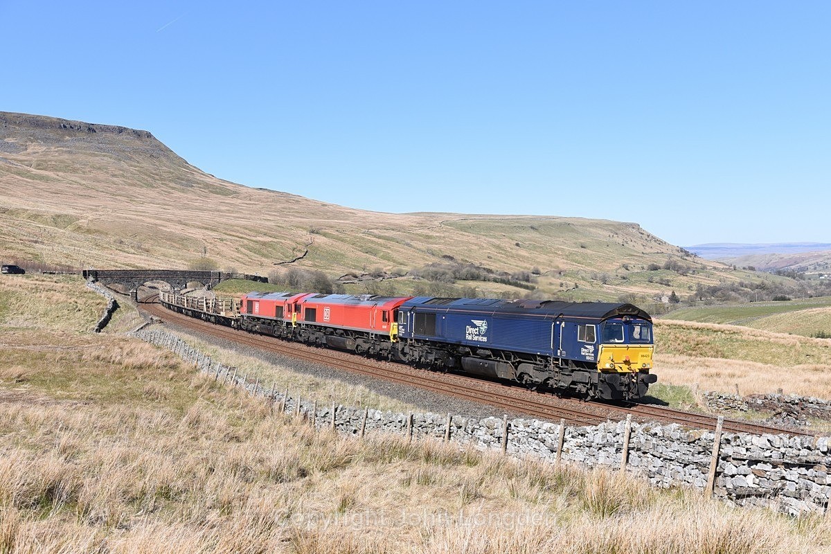 JL - 7.4.25 66423/007/165 6K05 Carlisle - Crewe, Ais Gill - Latest shots