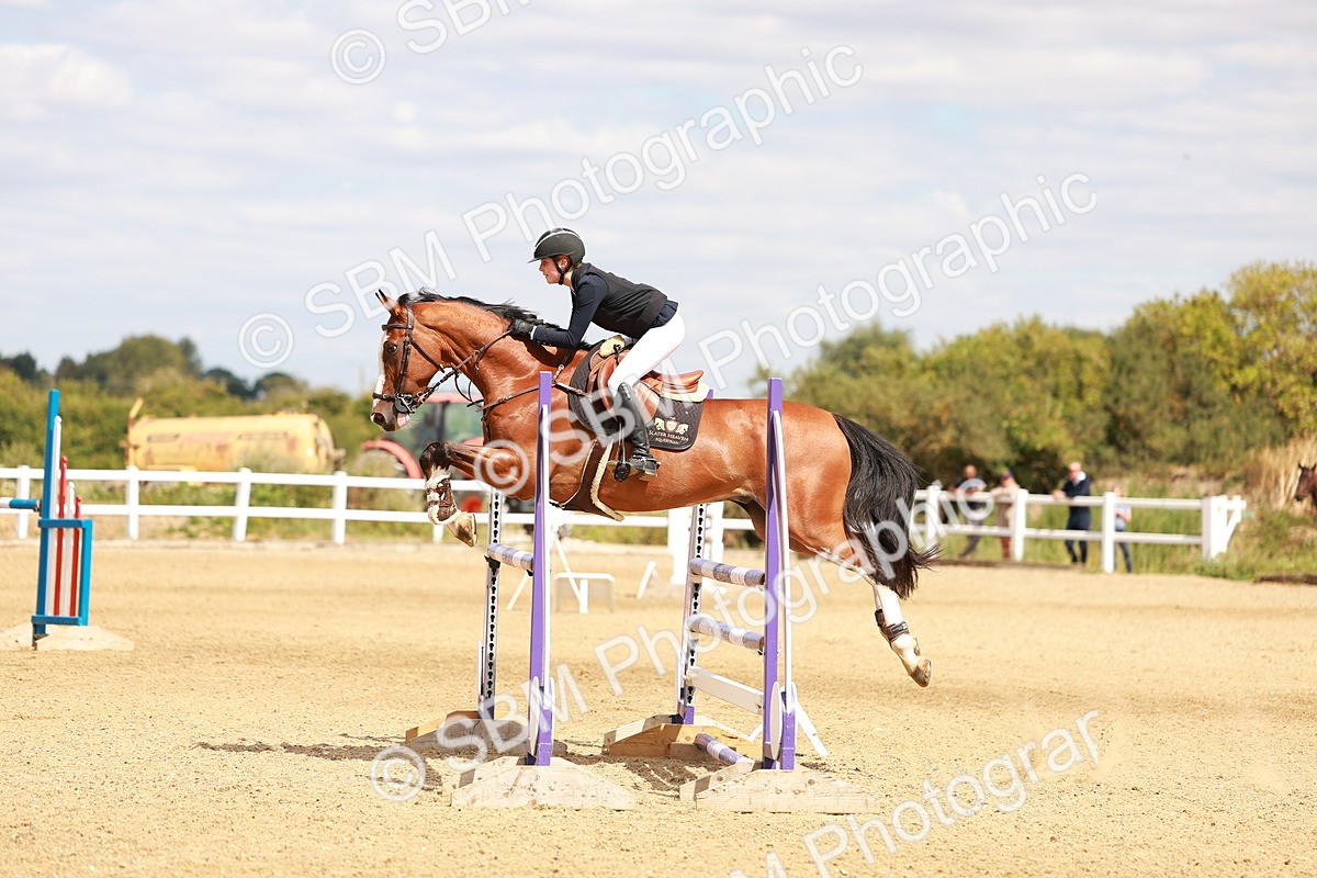 SBM_006591 - Class 4 - Senior British Newcomers - 1.10m