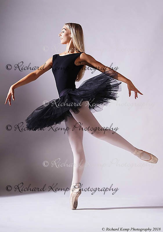 190818-9406w - Performance