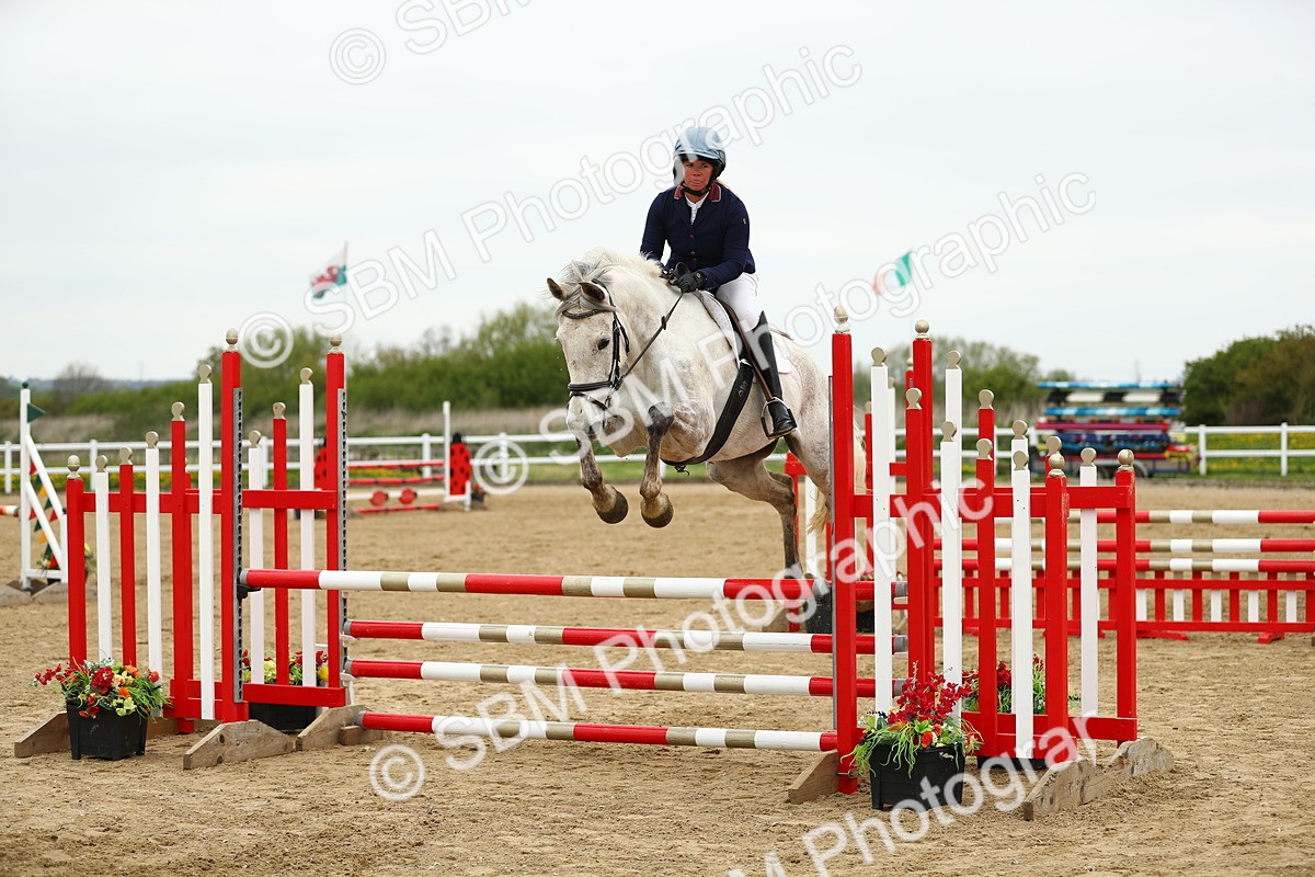 SBM_000487 - Class 2 - Senior British Novice 90cm