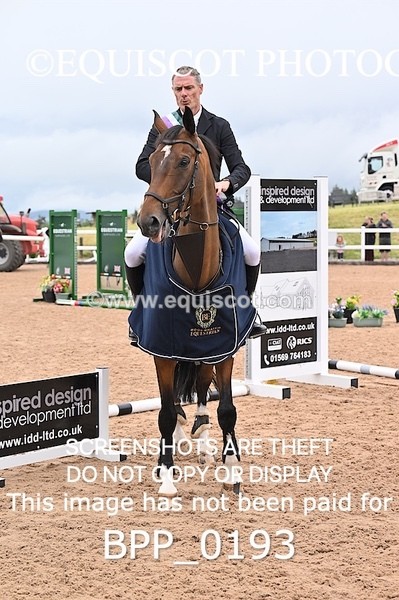 BPP_0193 - CLASS 25 SUN HOYS Redpost Equestrian Senior Foxhunter Second Round