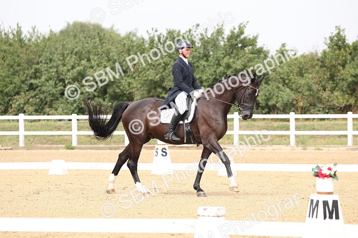 SBM_007145 - Class 9 - FEI INT I - 13.37-14.33