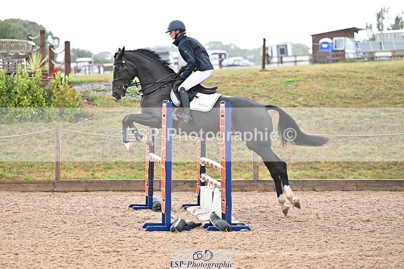 250827B-103220-00051 - Clear Round & Cls 1 Brit Nov 90cm