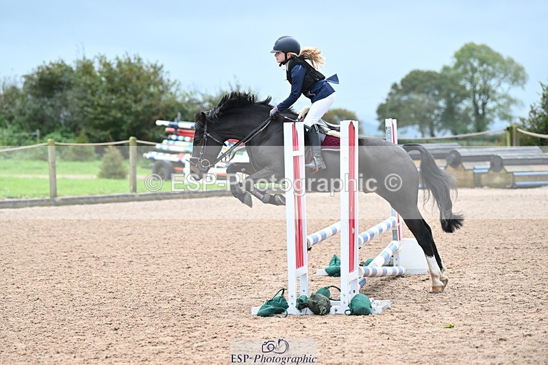 231029A-092824-02398 - 60cm Club and Schools