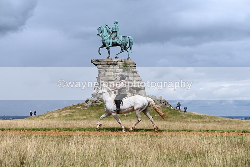DSC_7983 - Time at Statue 13:16 to 13:52