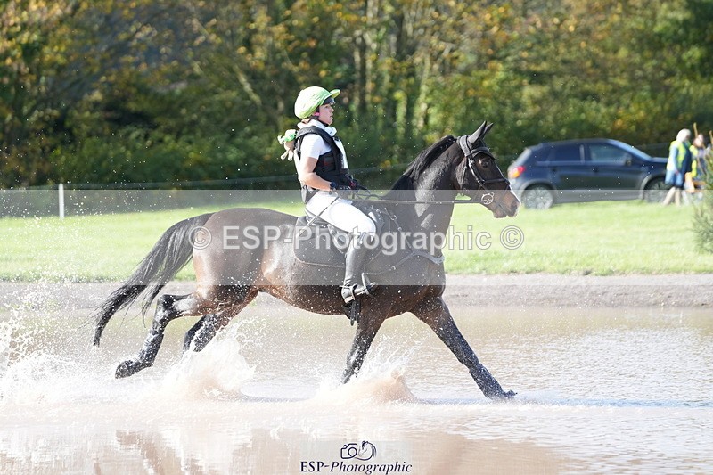 251024A-131321-11014 - B-148-Tarka.Abraham