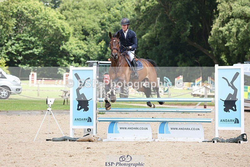 240711-121347-26574 - Cls 121 1.10m Open