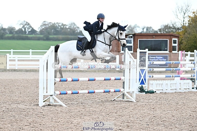 231118A-135607-03205 - Cls 9 Foxhunter & 1.10m Open