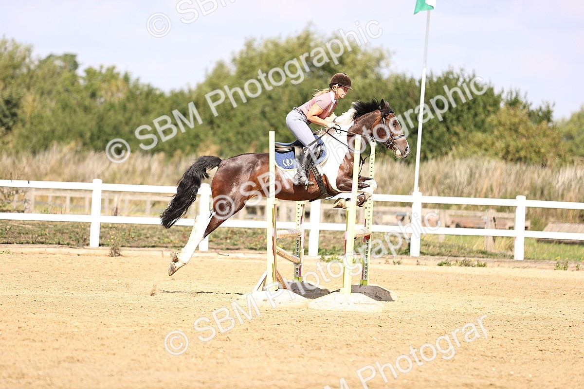 SBM_005958 - Class 9 - Senior British Novice - 90cm