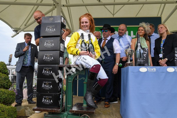 170623-Race 1-Kihavah-0201 - Race 1 2.00pm Queen Mother's Cup Handicap
