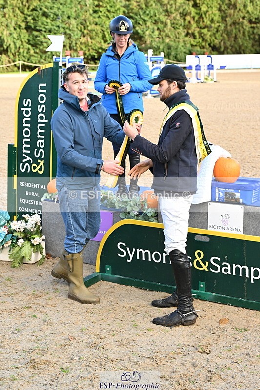 251024A-164612-15196 - 3 Star Presentations