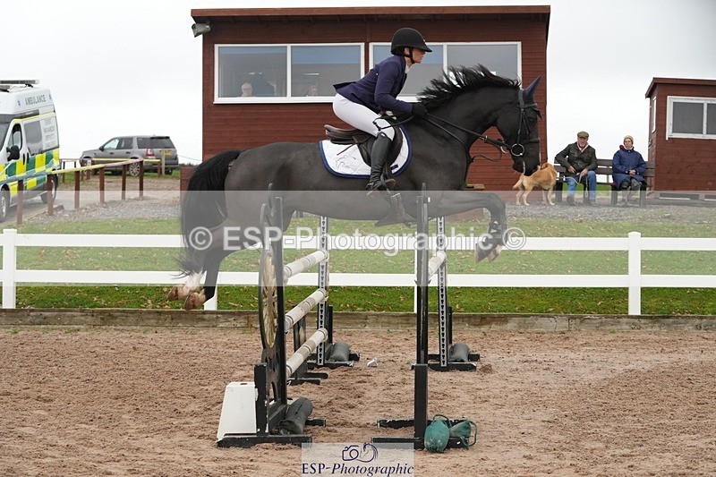 251109-112307-03541 - Cls 20 Newcomers and 1.10m Open