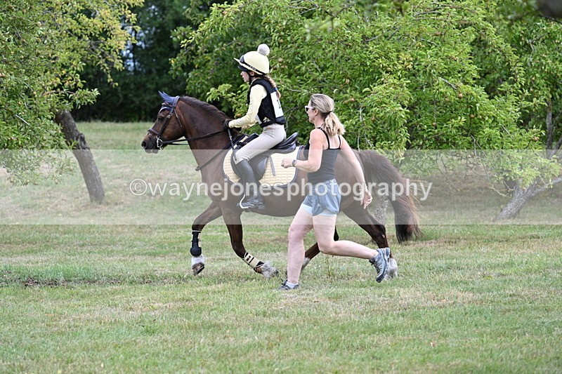 WJ7_4884 - 60cm XC Time 09:58 to 10:16