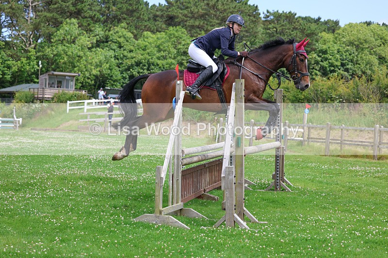 3E7A3578 - Class 6: Hawkins Motors Senior 1.00m Derby