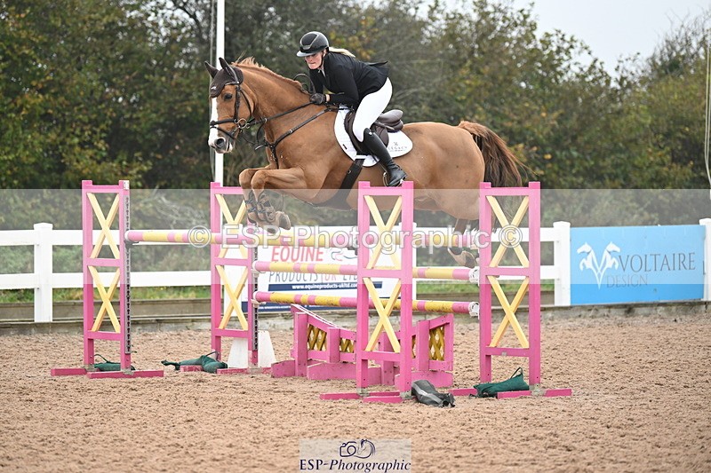 241102A-125718-04681 - SAT Cls 15 Foxhunter and 1.20m Open