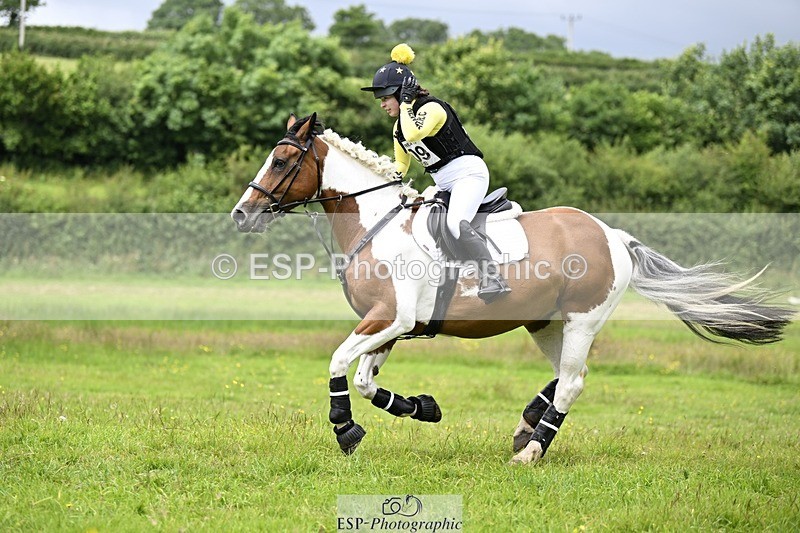 240630-142933-01897 - 809-Ella_Gilber-Coded_Country_Eva