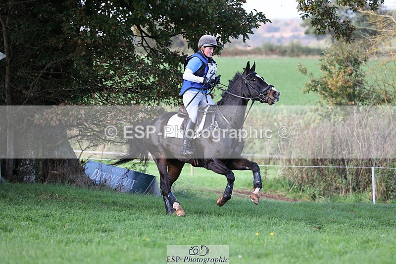 241025-154424-10635 - 235-Sam.Jennings-BILLY.ENERGETIC