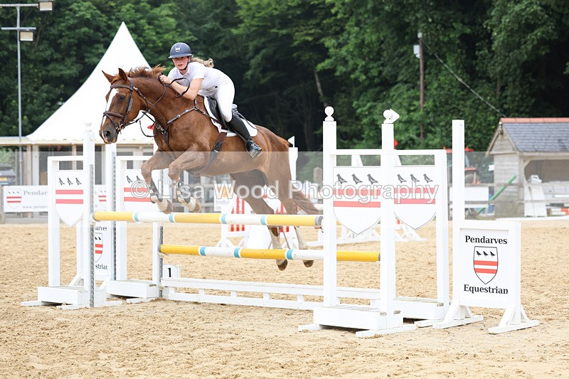 3E7A6196 - Class 7: Senior 1.05m