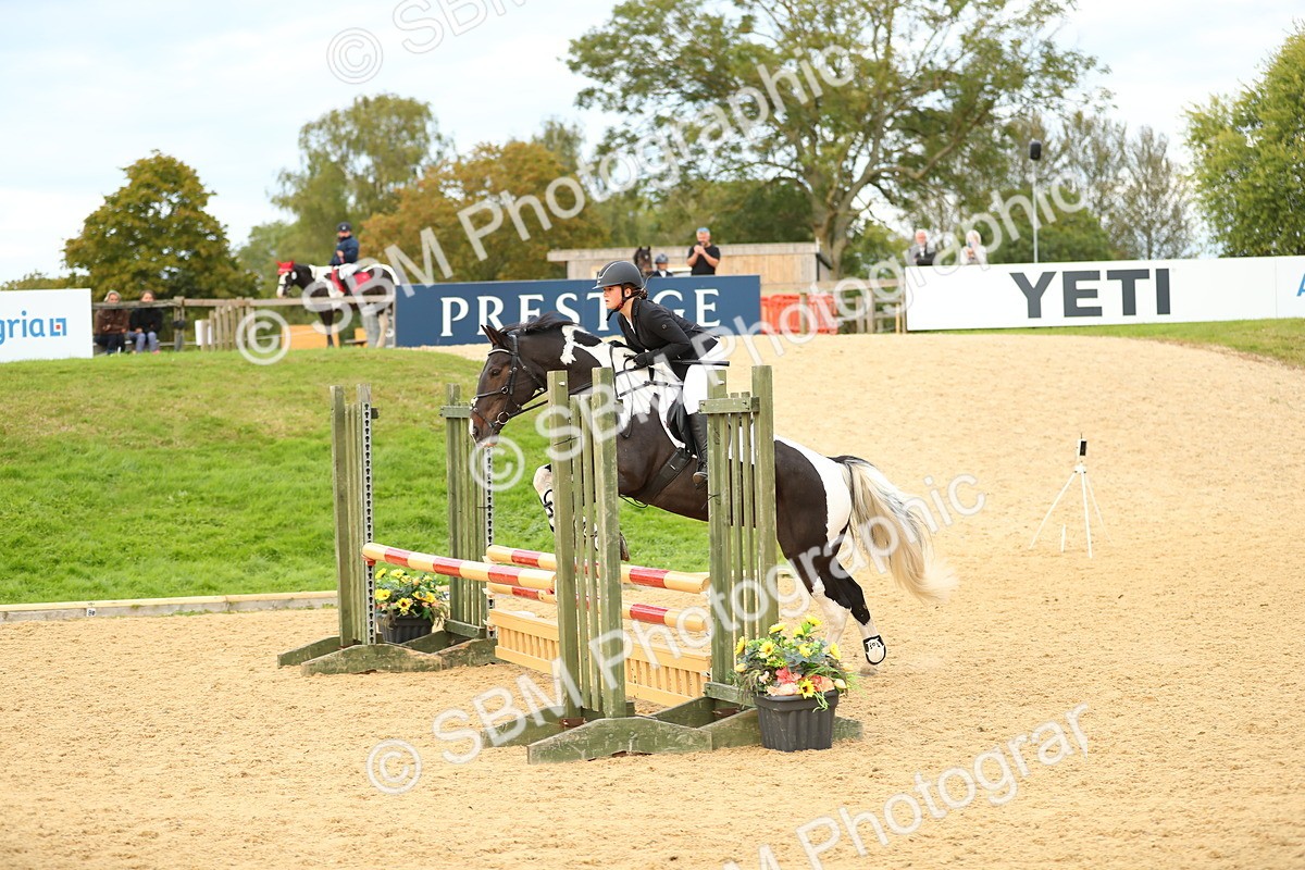 SBM_76141 - J19 - Junior 90cm Supreme Championship