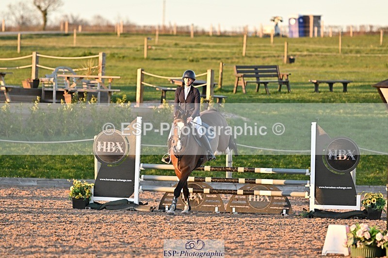 250401-192201-00988 - 90cm Classes