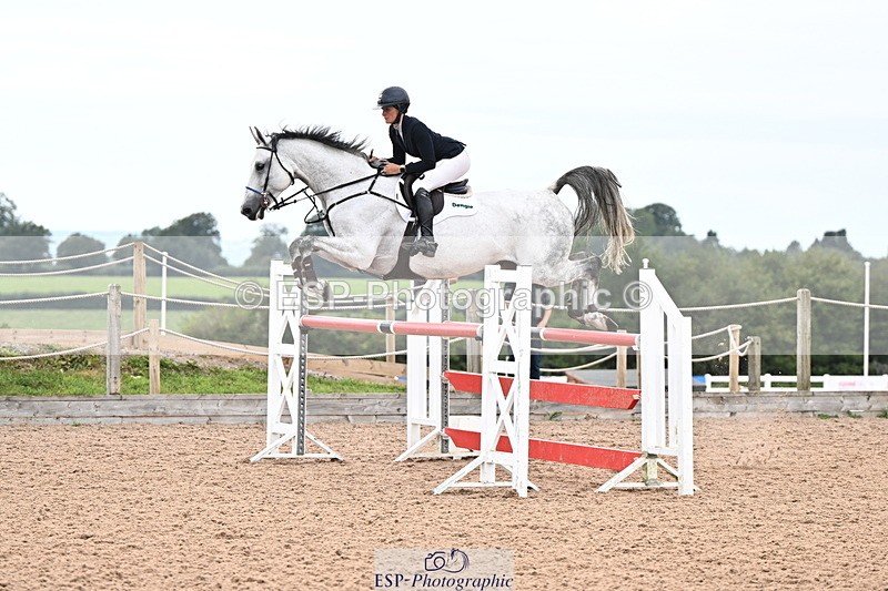 240828A-160748-01288 - Cls 5 Snr Foxhunter and 1.20m Open