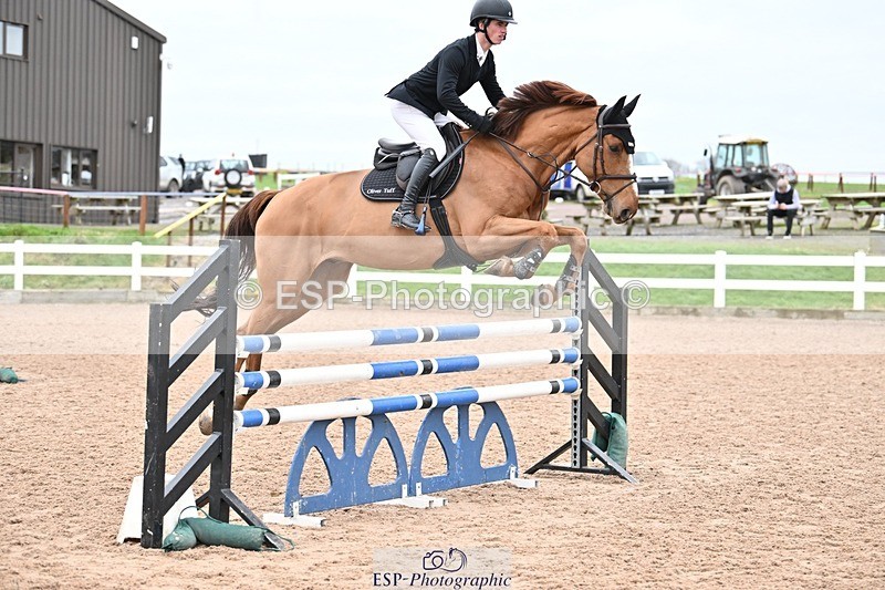 250112-125121-01302 - Cls 20 Newcomers and 1.10m Open