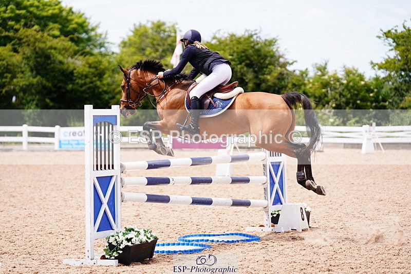 240629A-125302-05482 - Cls 18 Newcomers and 1m Open