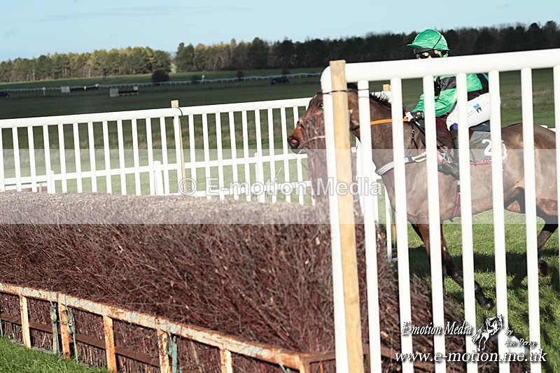 PtP 301125  0137 - Hursley Hambledon Point-to-Point Larkhill Racecourse 30/11/2025