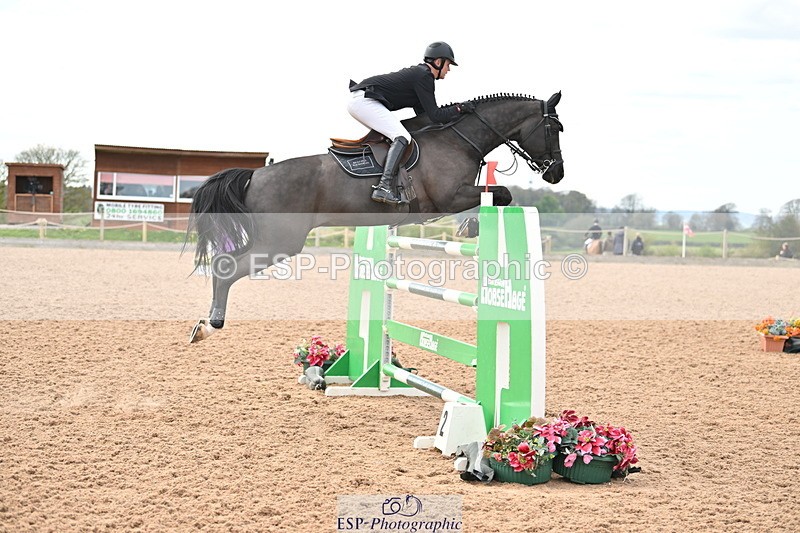 240418A-153745-04769 - Cls 9, 2 Star Big Tour 1.40m