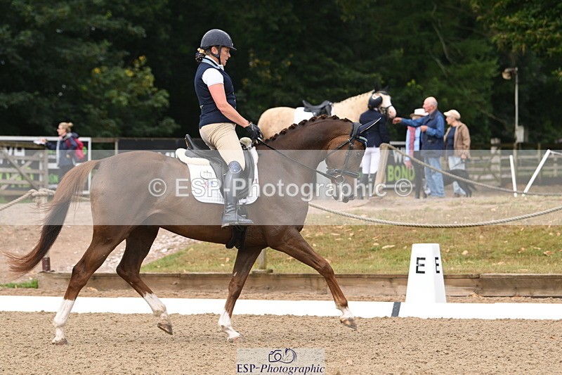 250719A-093950-03007 - 144-Verity.Perry-Vogue