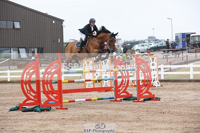 250717-150626-06256 - Cls 1, 3 Star Small Tour 14.30 to End