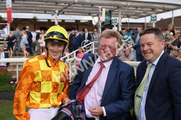 yr20082022r6-40 - Race 6 4.45 pm Julia Graves Roses Stakes