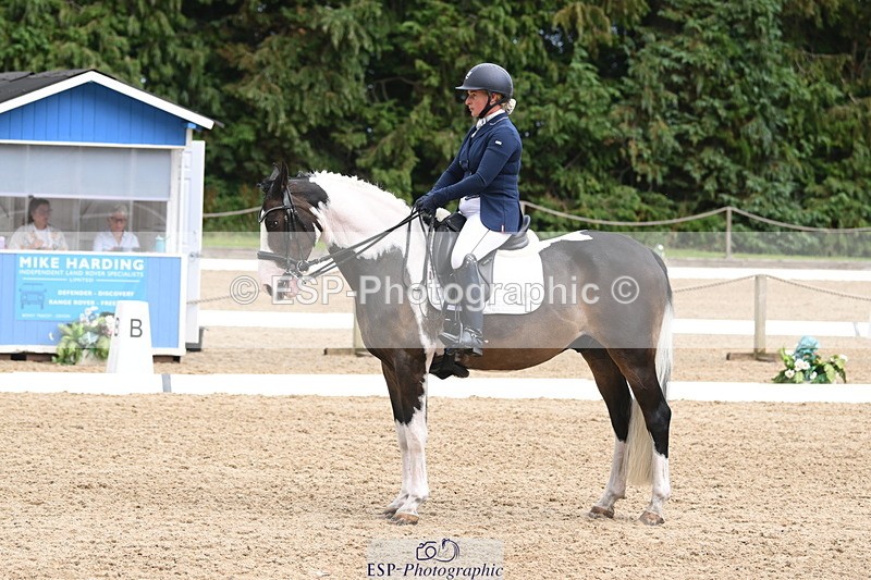 250720A-144342-11903 - 164-Dominique.Kinnaird-Perry-Pallas.Vanquish