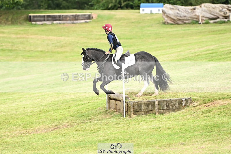 240825X-155321-36612 - 80cm XC 15.30 to 16.30