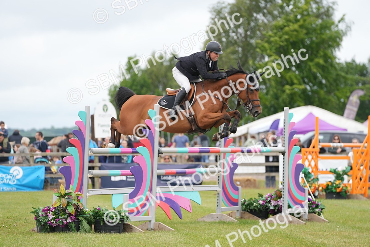 SBM_03106 - Class 201 - British Horse Feeds Speedi Beet Horse of the Year Show Grade  C