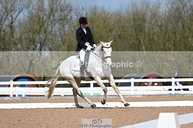 240323A-120324-02760 - DR Novice 34