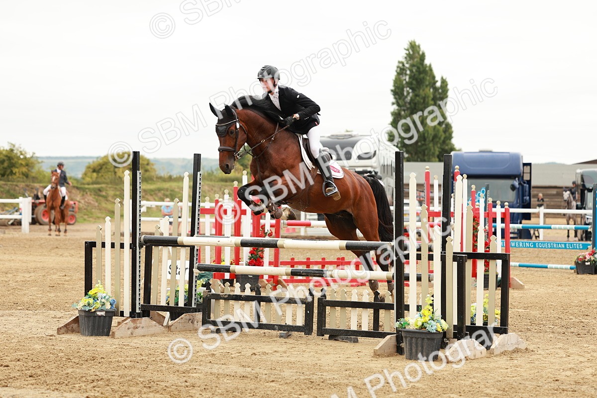 SBM_016625 - Class 20 - Senior Newcomers - 1.10m